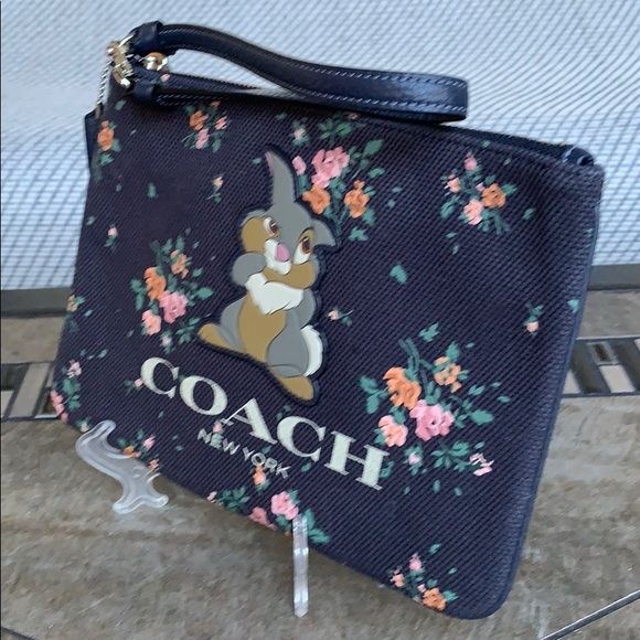 DISNEY X COACH GALLERY POUCH SV/MIDNIGHT
NWT - Picture 5 of 16